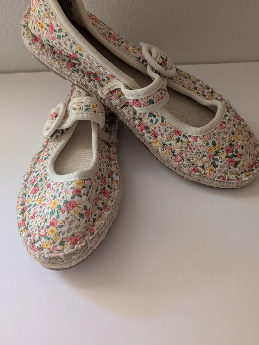 CL by Chinese Laundry floral print Mary Jane espadrilles